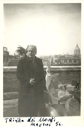 Ο Γιώργος Ζογγολόπουλος στη Ρώμη το 1956